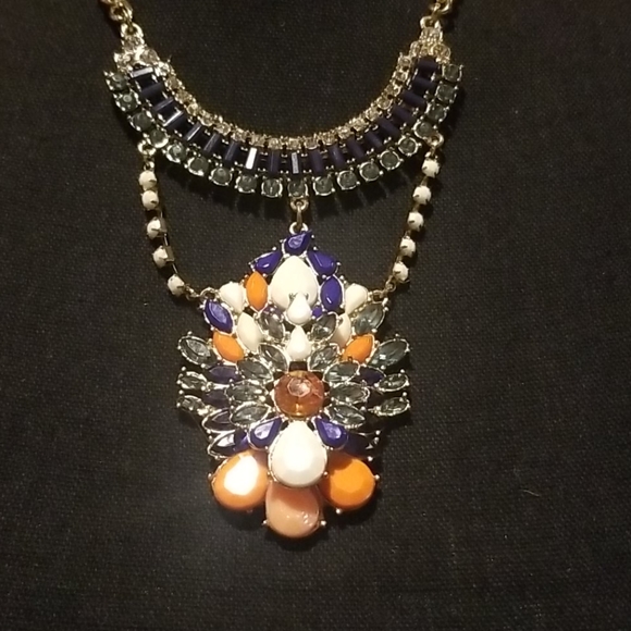 Necklace - Picture 2 of 3